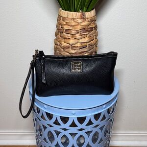 Dooney & Bourke Black Wristlet Clutch